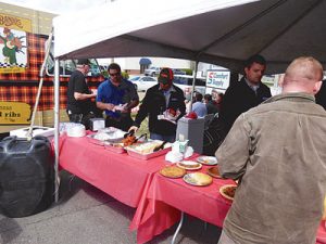 Contractors enjoyed a delicious fried chicken lunch.
