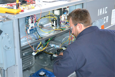 HVAC technician photo